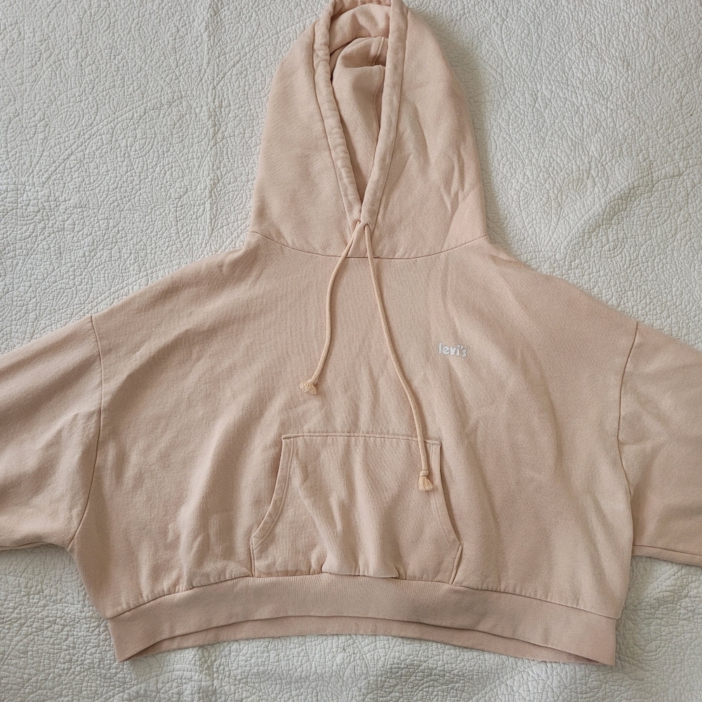 Levi's Cropped Light Pink Pullover Hoodie